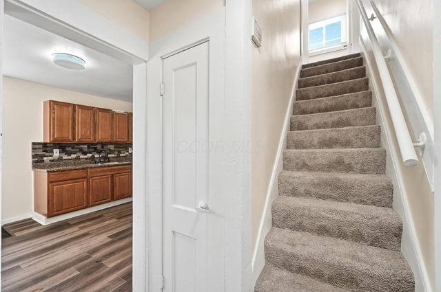 2015 Clifton Avenue, Springfield, OH 45505