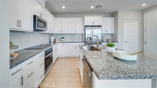 2677 Cloudview Privado, Ontario, CA 91761