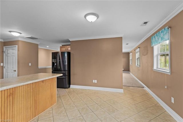 1504 Edgewood Drive, Yadkinville, NC 27055