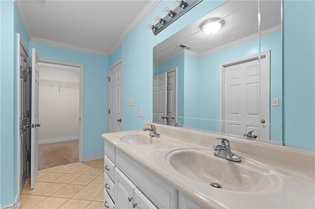 1504 Edgewood Drive, Yadkinville, NC 27055