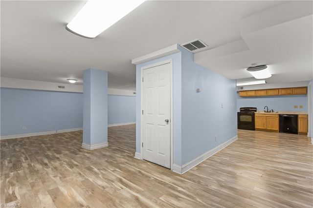 1504 Edgewood Drive, Yadkinville, NC 27055