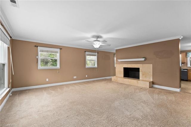 1504 Edgewood Drive, Yadkinville, NC 27055