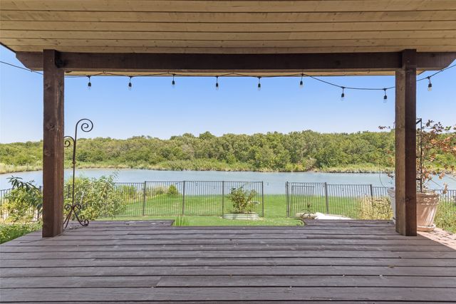 1812 Fair Oaks Lane, Royse City, TX 75189