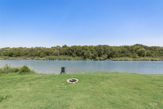 1812 Fair Oaks Lane, Royse City, TX 75189