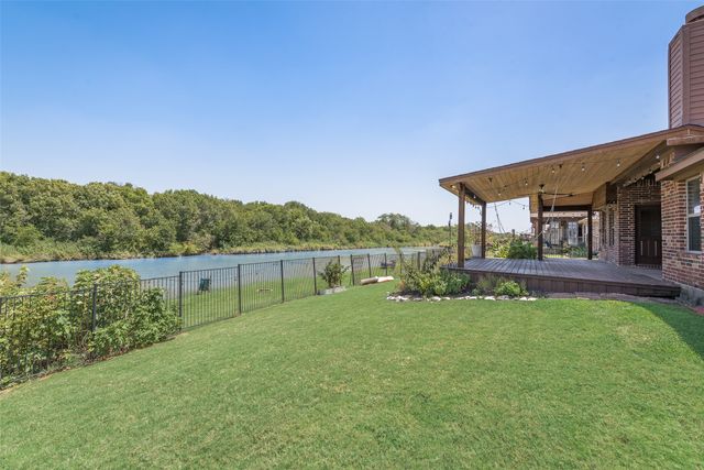 1812 Fair Oaks Lane, Royse City, TX 75189