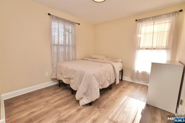 487 S 20th Street, Irvington, NJ 07111