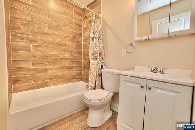 487 S 20th Street, Irvington, NJ 07111