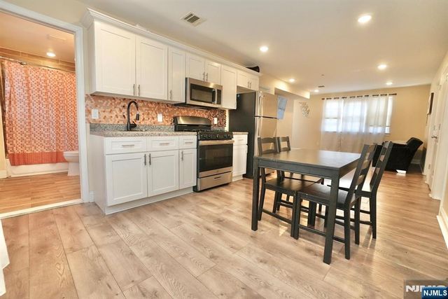 487 S 20th Street, Irvington, NJ 07111