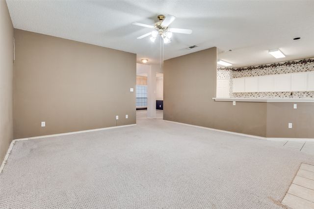 4562 Normandy Way, Grand Prairie, TX 75052