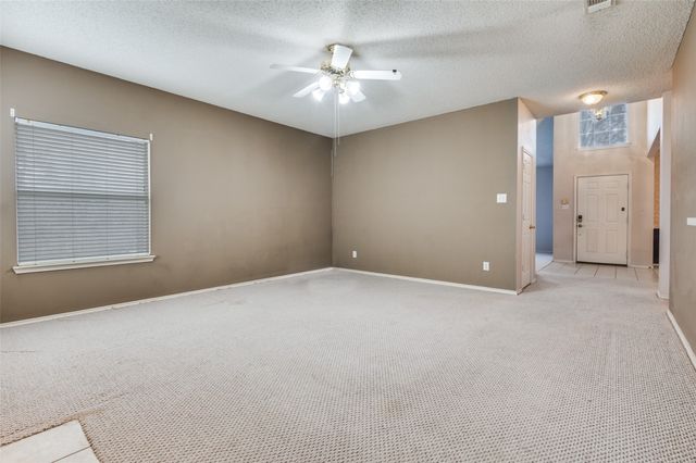 4562 Normandy Way, Grand Prairie, TX 75052