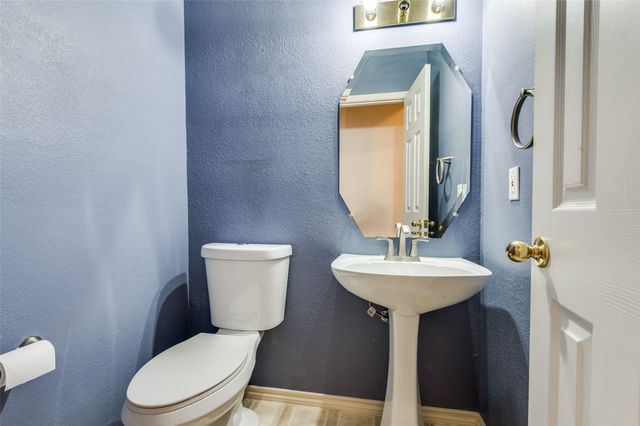 4562 Normandy Way, Grand Prairie, TX 75052