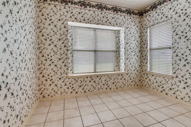 4562 Normandy Way, Grand Prairie, TX 75052