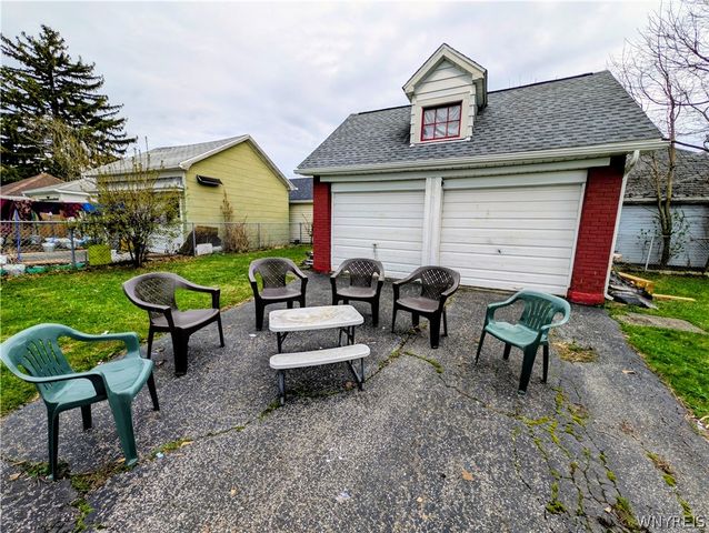 71 Hoerner Avenue, Cheektowaga, NY 14211