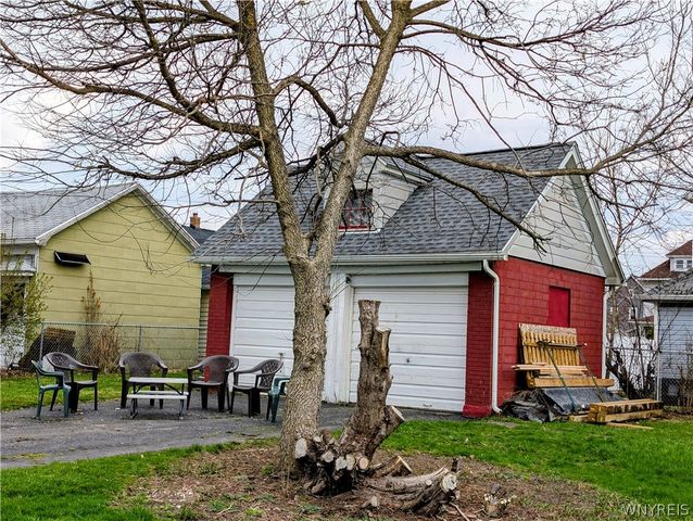 71 Hoerner Avenue, Cheektowaga, NY 14211