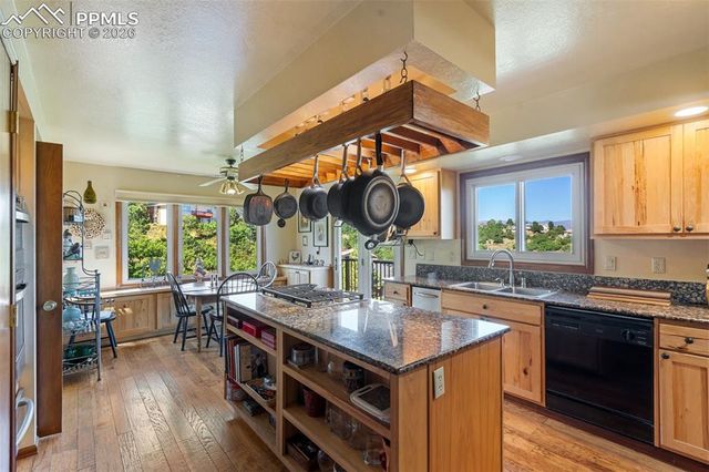 340 Thames Drive, Colorado Springs, CO 80906