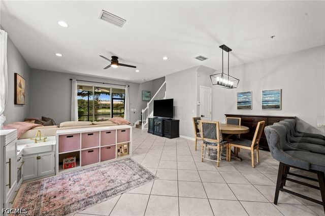 3231 Cottonwood BEND 301, Fort Myers, FL 33905