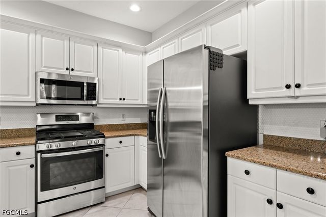 3231 Cottonwood BEND 301, Fort Myers, FL 33905