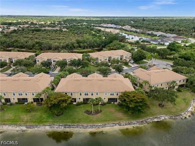 3231 Cottonwood BEND 301, Fort Myers, FL 33905