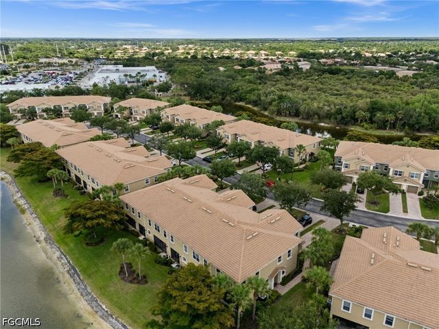 3231 Cottonwood BEND 301, Fort Myers, FL 33905