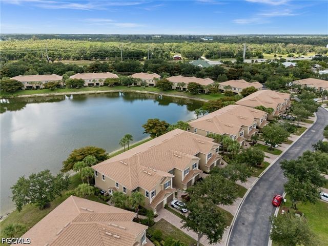 3231 Cottonwood BEND 301, Fort Myers, FL 33905