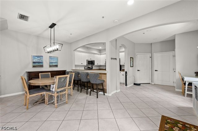 3231 Cottonwood BEND 301, Fort Myers, FL 33905