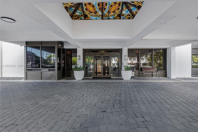 600 NE 36th St PH1, Miami, FL 33137