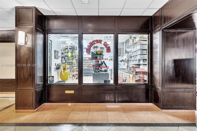 600 NE 36th St PH1, Miami, FL 33137