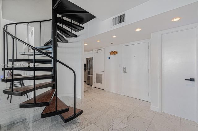 600 NE 36th St PH1, Miami, FL 33137