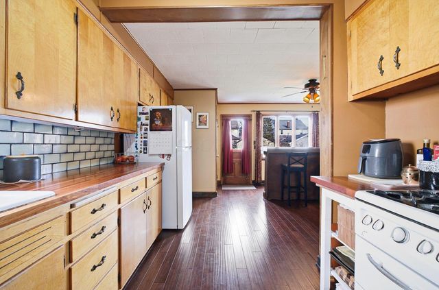 1002 S Cassingham Road, Columbus, OH 43209