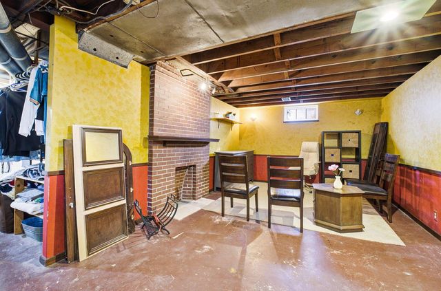 1002 S Cassingham Road, Columbus, OH 43209