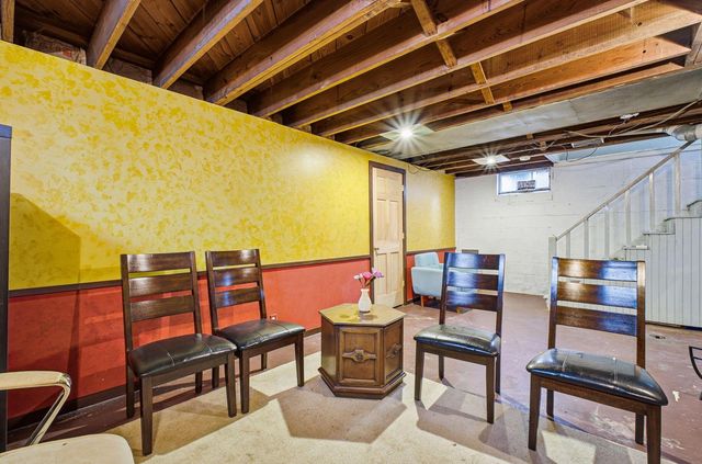 1002 S Cassingham Road, Columbus, OH 43209