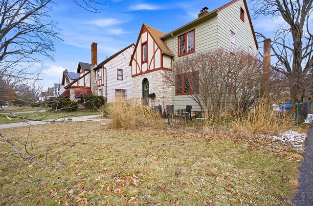 1002 S Cassingham Road, Columbus, OH 43209