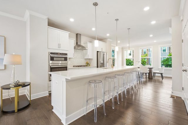 114 DICKENSON DR, Gaithersburg, MD 20878