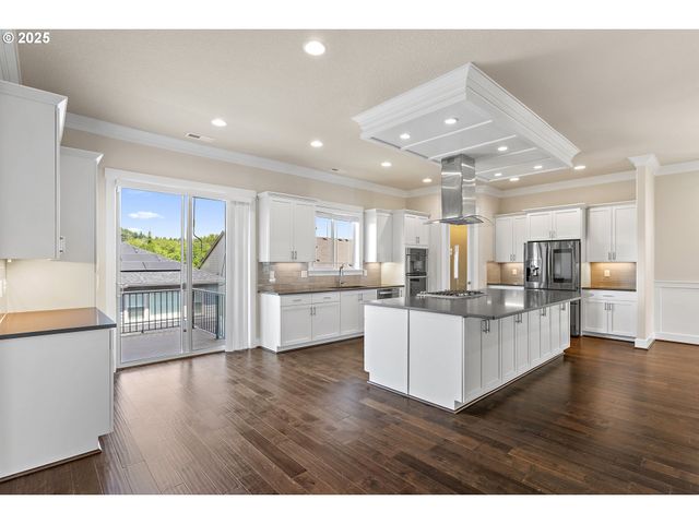 16649 Sw FRIENDLY Ln, Beaverton, OR 97007