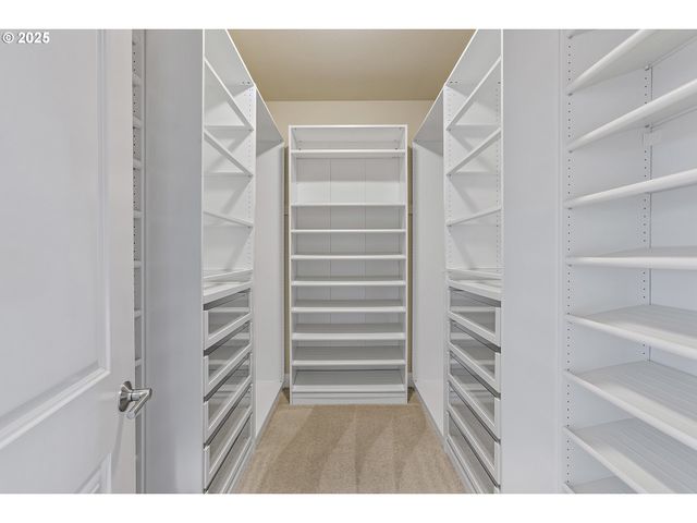 16649 Sw FRIENDLY Ln, Beaverton, OR 97007