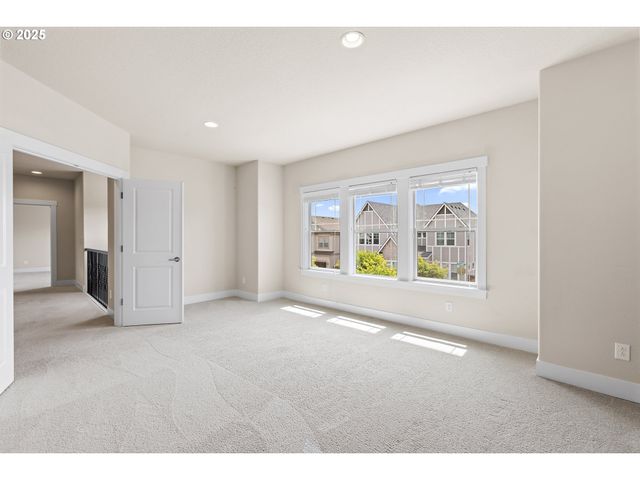 16649 Sw FRIENDLY Ln, Beaverton, OR 97007