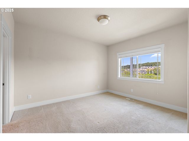 16649 Sw FRIENDLY Ln, Beaverton, OR 97007