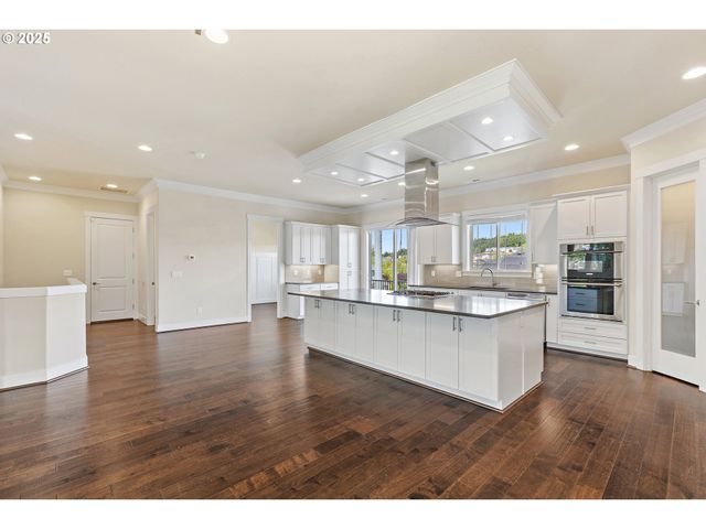 16649 Sw FRIENDLY Ln, Beaverton, OR 97007