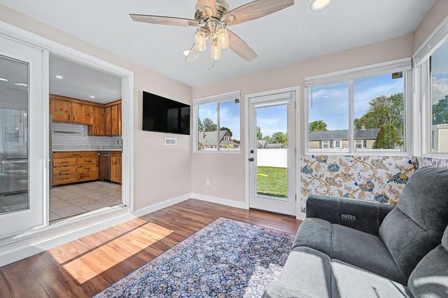26 Westside Ave, North Attleboro, MA 02760