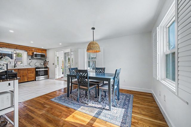 26 Westside Ave, North Attleboro, MA 02760