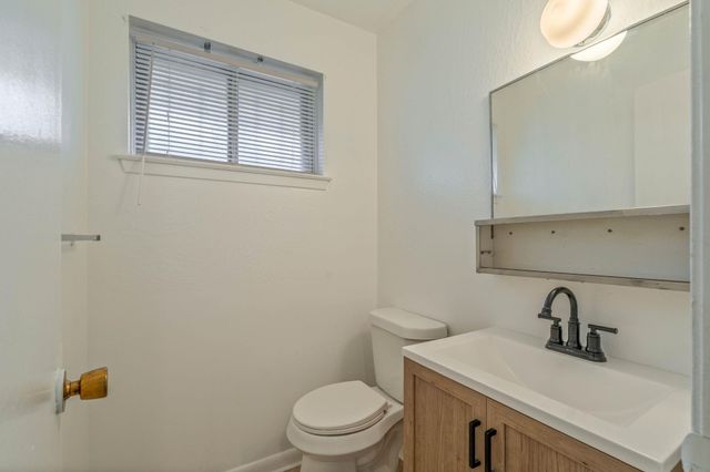 11050 Vailview Drive, Houston, TX 77016