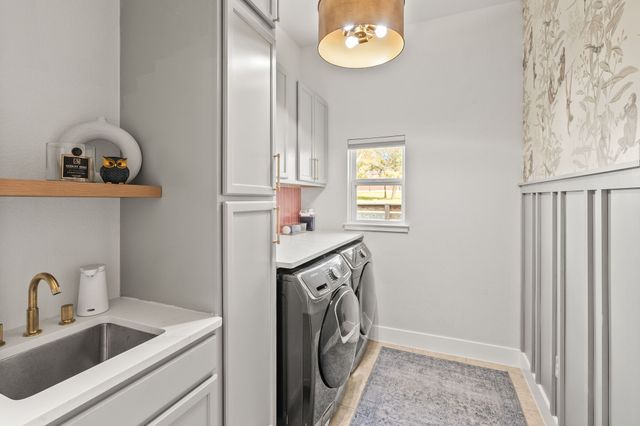 6641 Blackjack Oaks Road, Aubrey, TX 76227