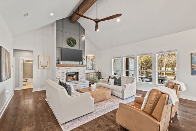 6641 Blackjack Oaks Road, Aubrey, TX 76227