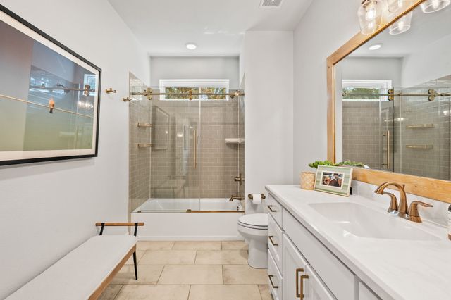 6641 Blackjack Oaks Road, Aubrey, TX 76227