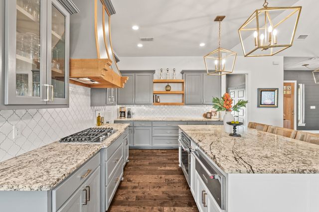 6641 Blackjack Oaks Road, Aubrey, TX 76227