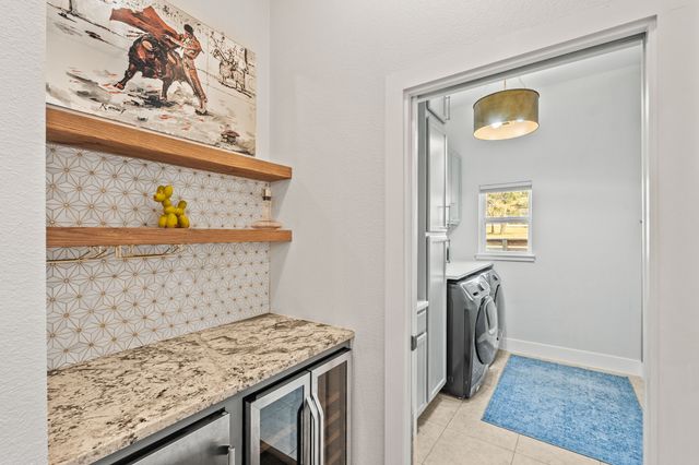 6641 Blackjack Oaks Road, Aubrey, TX 76227