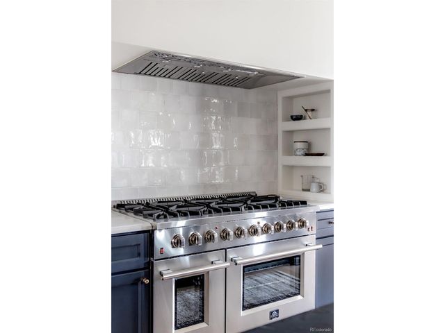 404 Dusk Ct, Erie, CO 80516