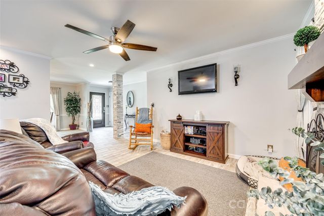 1325 Bucknell Avenue, Gastonia, NC 28054