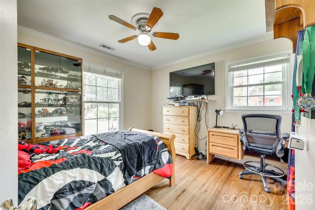 1325 Bucknell Avenue, Gastonia, NC 28054