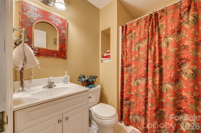 1325 Bucknell Avenue, Gastonia, NC 28054